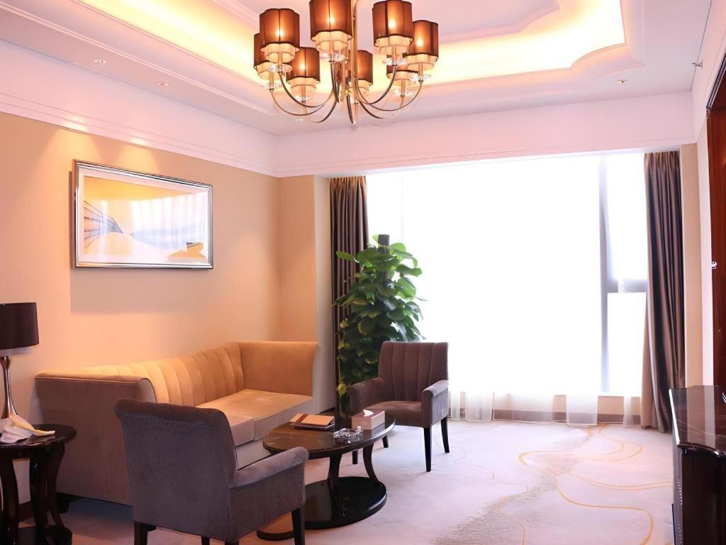 Wyndham Grand Plaza Royale Xianglin Shaoyang Hotel Ngoại thất bức ảnh